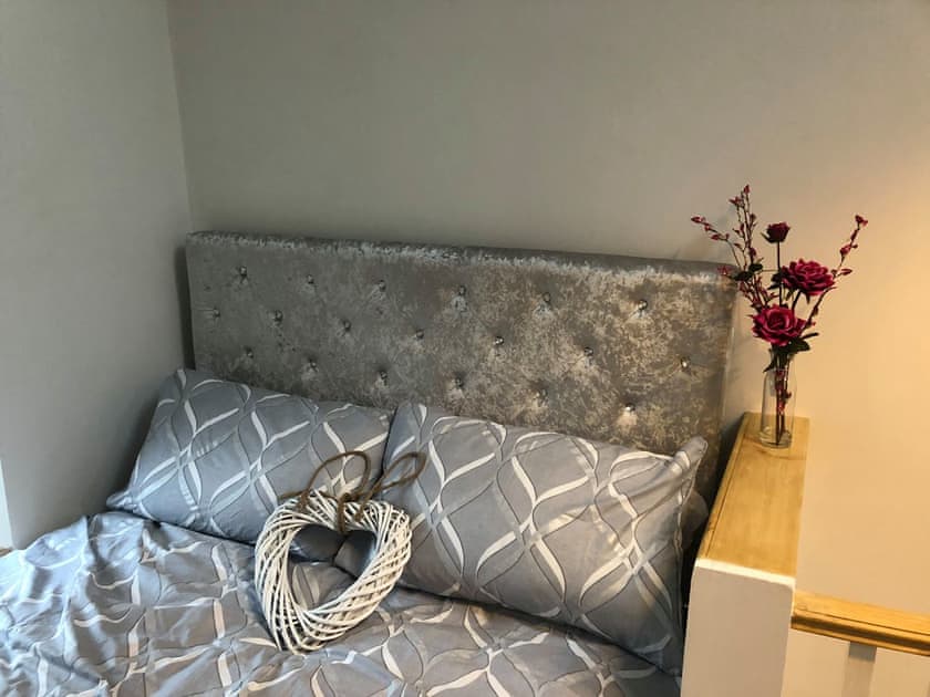 Double bedroom | Copper Crab Cottage, Amlwch