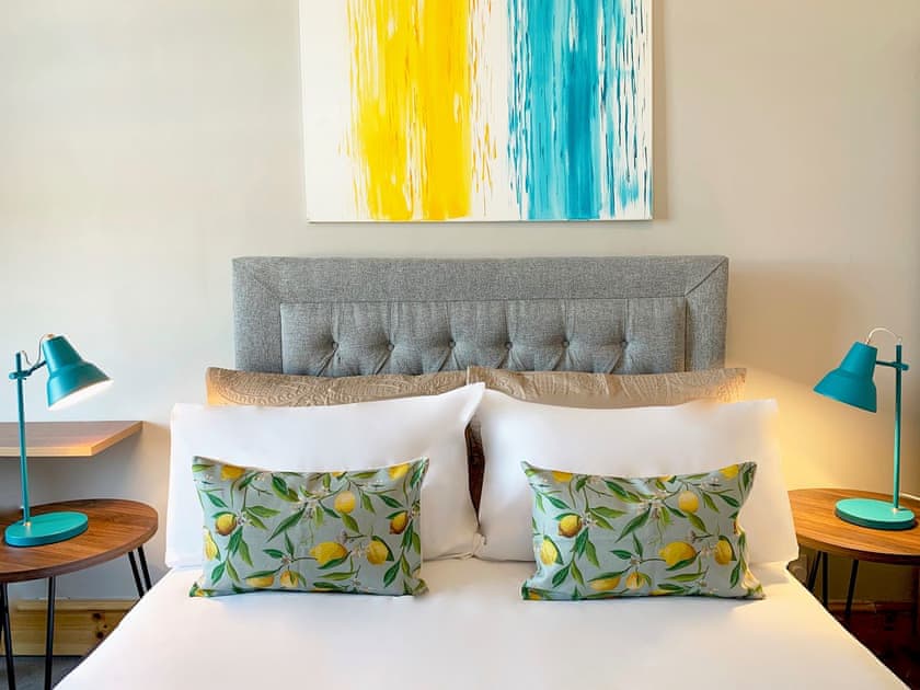 Double bedroom | Tay View Apartment, Dundee