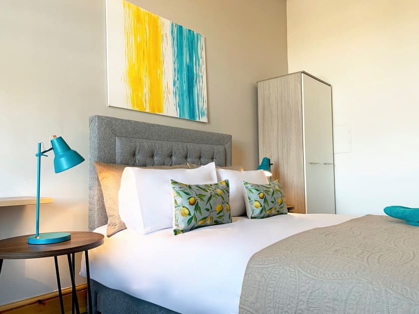 Double bedroom | Tay View Apartment, Dundee