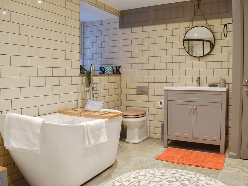 Bathroom | Warrington House, Buxton 