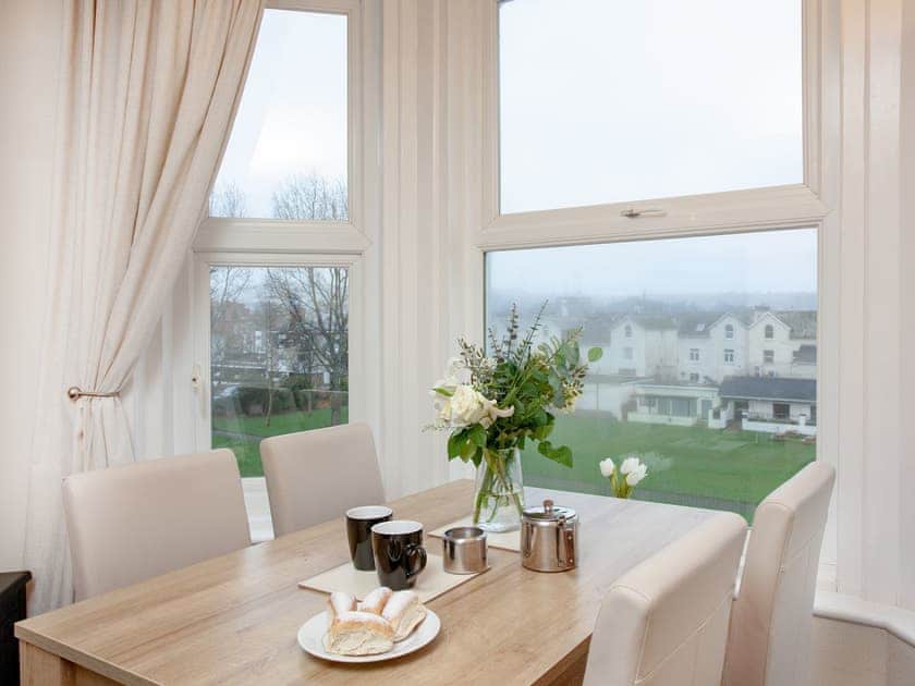 Dining Area | Apartment 12 Bedford Holiday Flats - Bedford Holiday Flats, Paignton