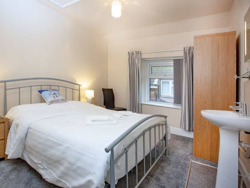Double bedroom | Apartment 12 Bedford Holiday Flats - Bedford Holiday Flats, Paignton