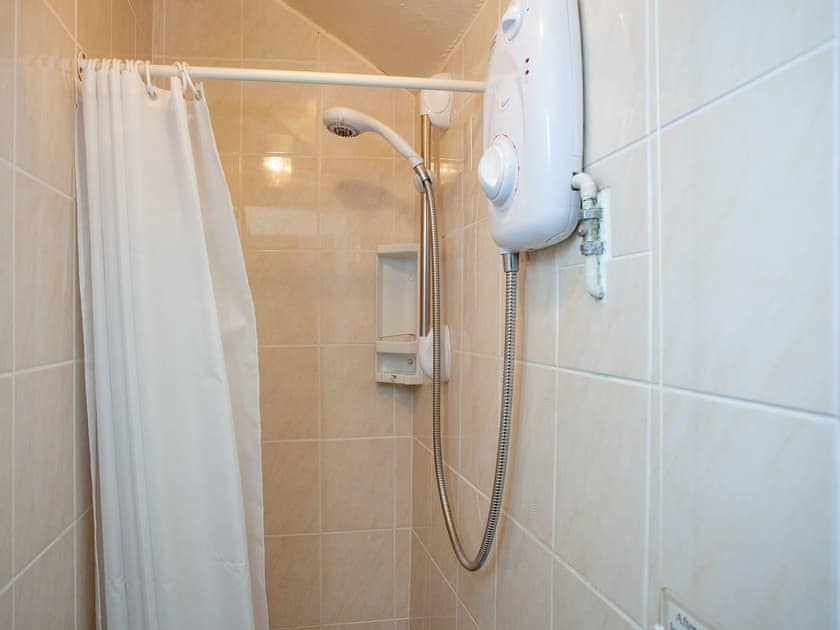 Shower room | Apartment 12 Bedford Holiday Flats - Bedford Holiday Flats, Paignton