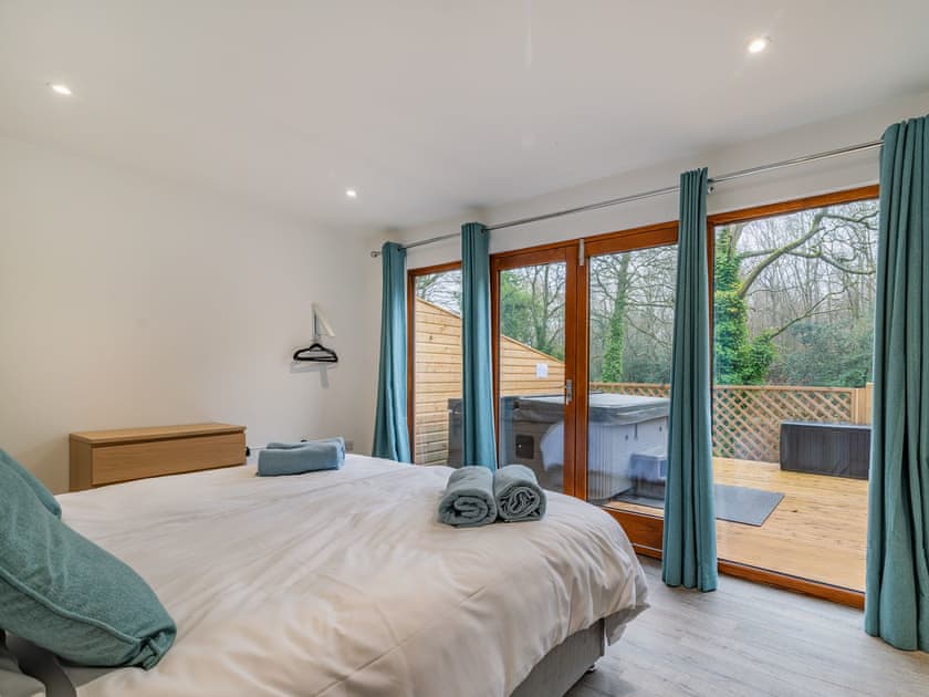 Bedroom | Waterside Lodge Two - Ashgrove Country Park, Elland