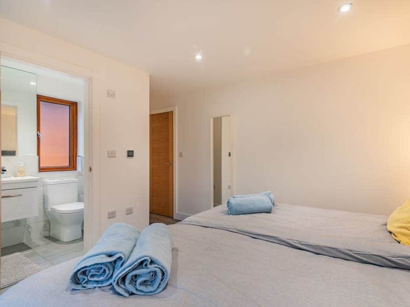 Bedroom | Waterside Lodge Two - Ashgrove Country Park, Elland