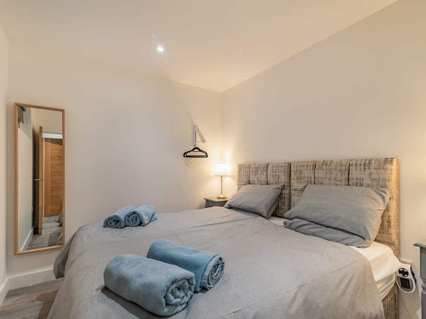 Bedroom | Waterside Lodge Two - Ashgrove Country Park, Elland