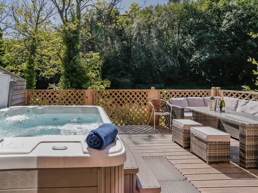 Outdoor area | Waterside Lodge Two - Ashgrove Country Park, Elland