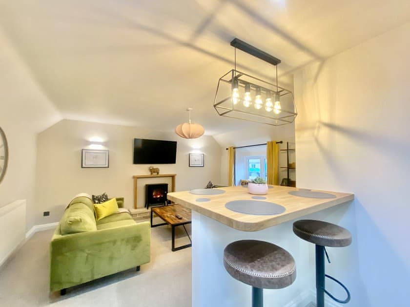 Open plan living space | The Corner Barn, Cirencester