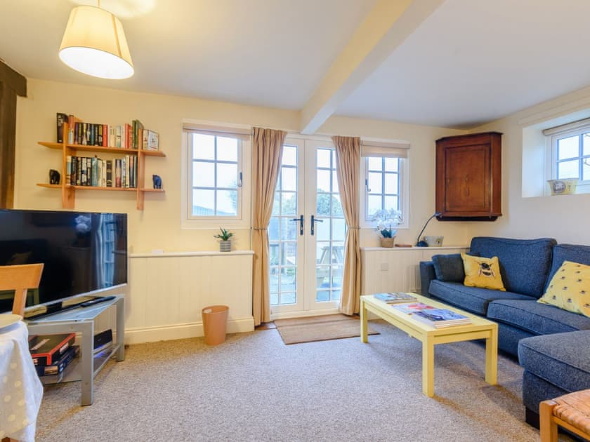 Living area | Lower Whiteflood Farm Cottage, Owslebury, Winchester