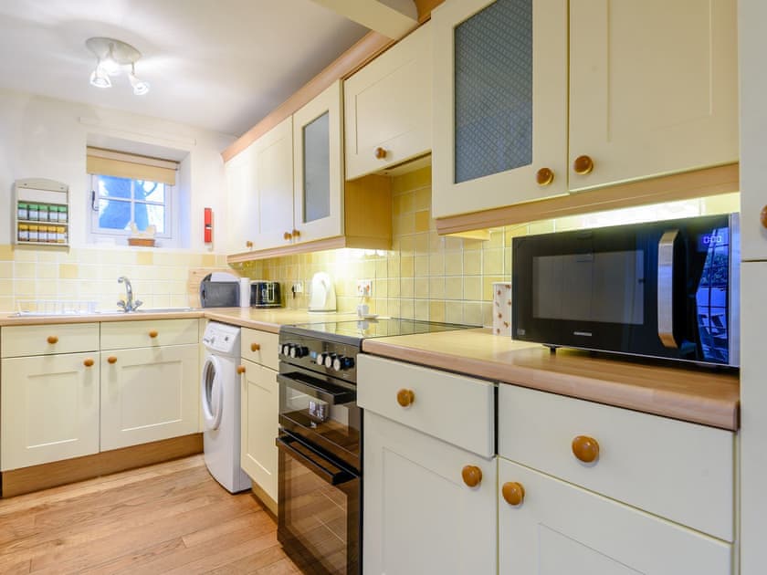 Kitchen area | Lower Whiteflood Farm Cottage, Owslebury, Winchester