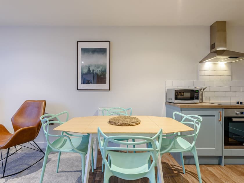 Dining Area | 3 Eastgate - Eastgate House Apartments, Andover