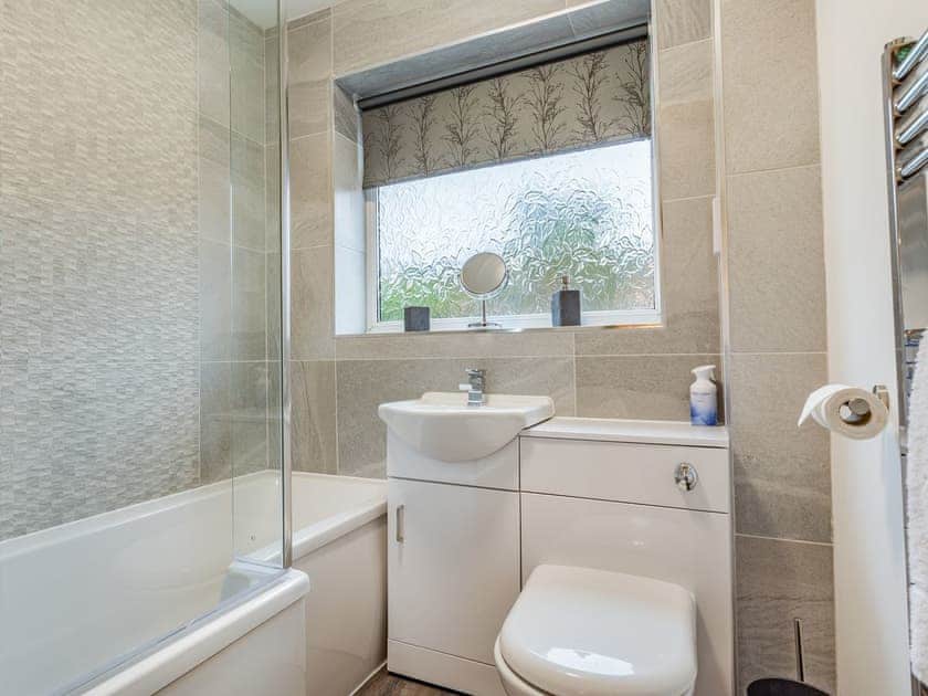 Bathroom | Broadacre House, Brixham