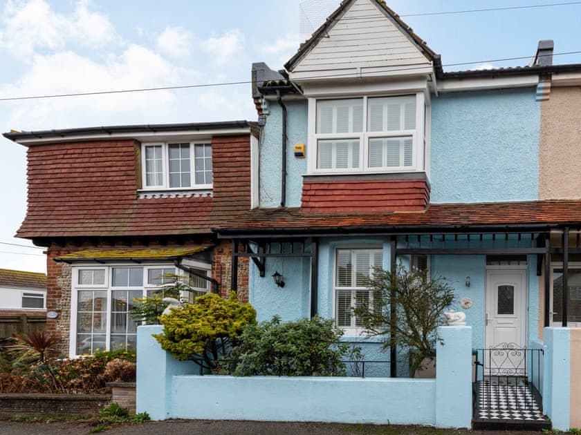 Exterior | Otters Holt, Pevensey Bay, near Eastbourne