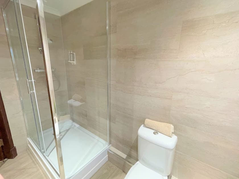 Shower room | Dalgarven Spa House, Kilwinning, near Ayr