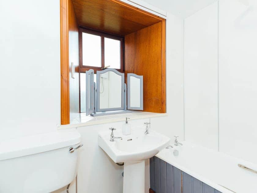 Bathroom | The Bothy - Clauchan Farm, near Gatehouse of Fleet