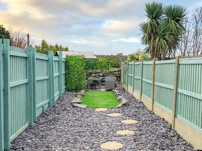Garden | Copper Crab Cottage, Amlwch