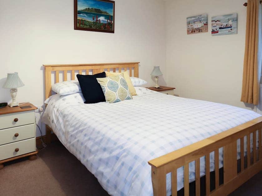 Double bedroom | Beudy Canol - Tyn Lon Isaf, Llangybi, near Pwllheli