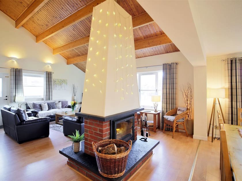 Living area | Eagle 3 Star - Silverglades Holiday Homes, Aviemore
