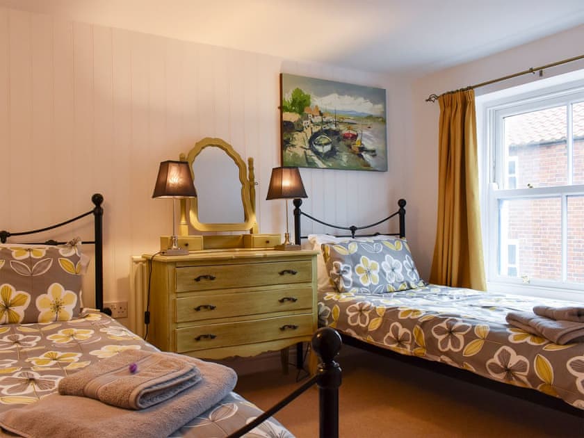 Twin bedroom | Sunnydene, Staithes