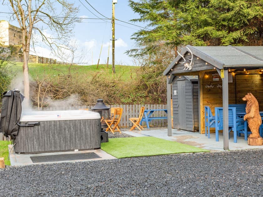 Hot tub | Burnside Cottage, Bardon Mill, near Haltwhistle