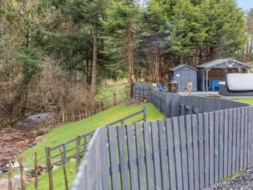 Garden and grounds | Burnside Cottage, Bardon Mill, near Haltwhistle