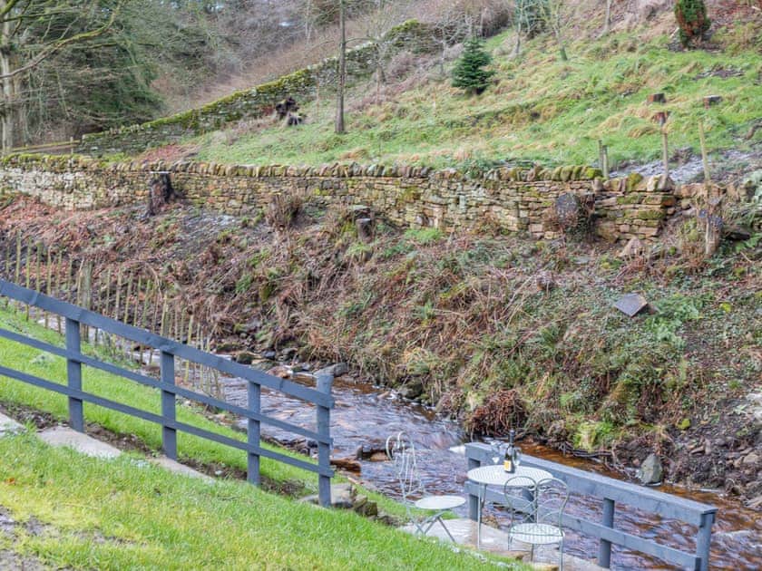 Garden and grounds | Burnside Cottage, Bardon Mill, near Haltwhistle