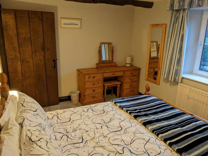 Double bedroom | Drumlins Cottage, Endmoor, near Kendal