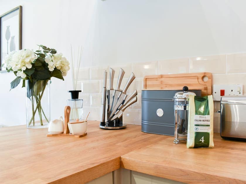 Kitchen | The Old Stables 1 - The Old Stables, Winterslow, near Salisbury