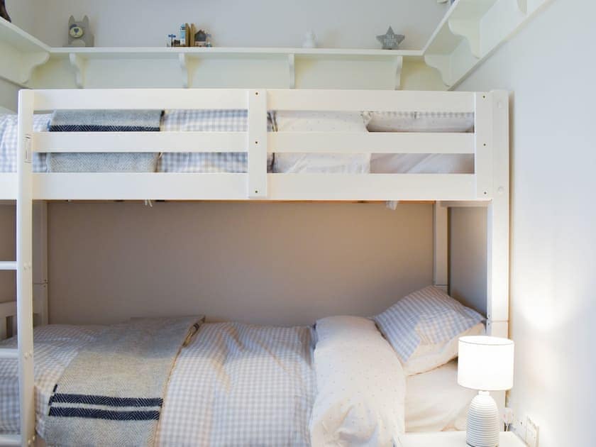 Bunk bedroom | The Old Stables 1 - The Old Stables, Winterslow, near Salisbury