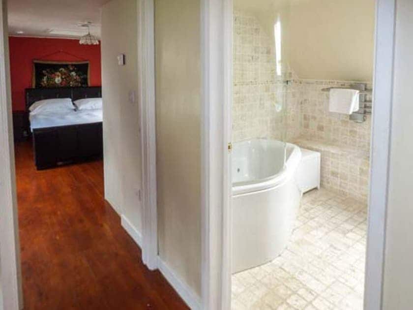 Upstairs double bedroom | Church Cottage, Scleddau