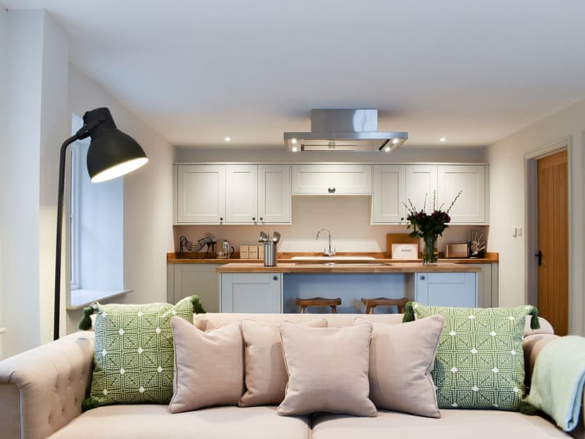 Open plan living space | The Old Stables 2 - The Old Stables, Winterslow, near Salisbury