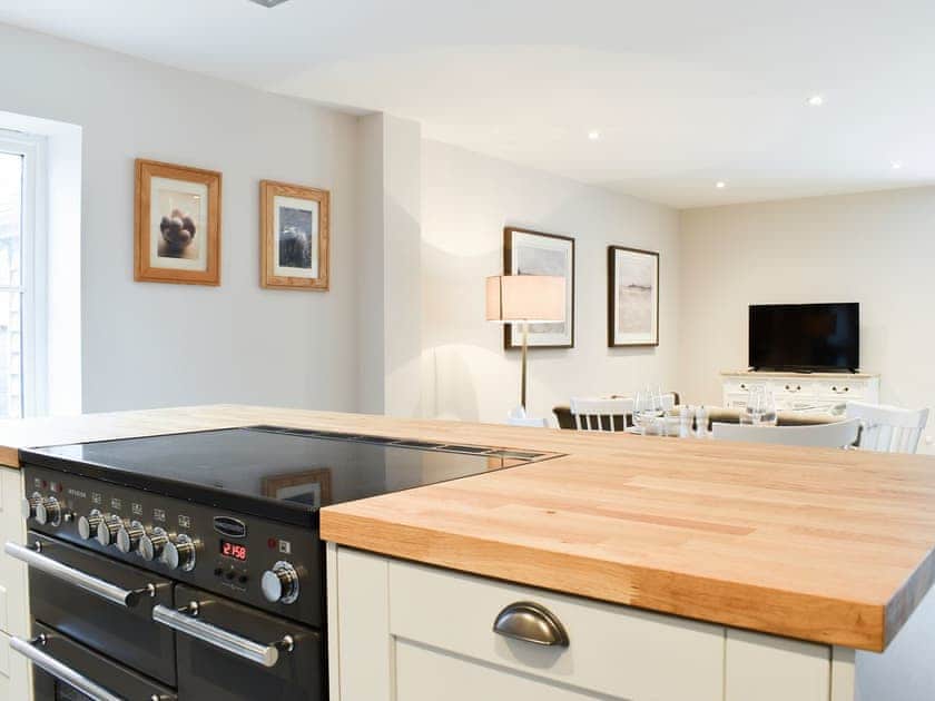 Kitchen | The Old Stables 3 - The Old Stables, Winterslow, near Salisbury