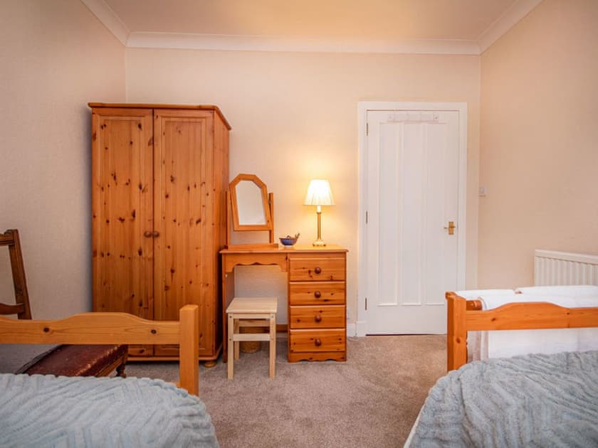 Twin bedroom | Sonas House, North Kessock