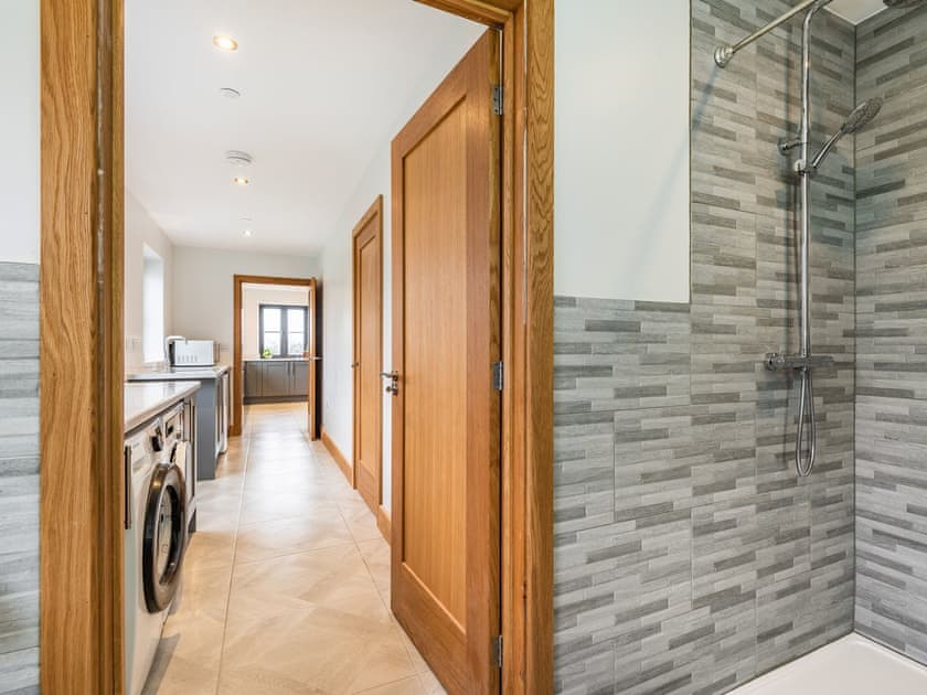Shower room | Red Kite Lodge - Red Kite Holidays, Tregaron, near Aberystwyth