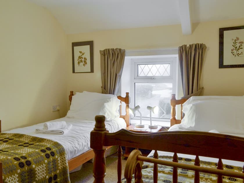 Twin bedroom | Tirmynydd Farm Cottage, Gower, near Swansea