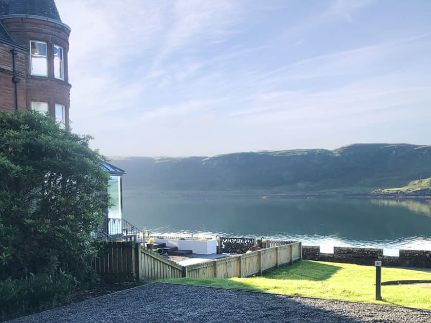 Outdoor area | Kilbowie Retreat, Oban