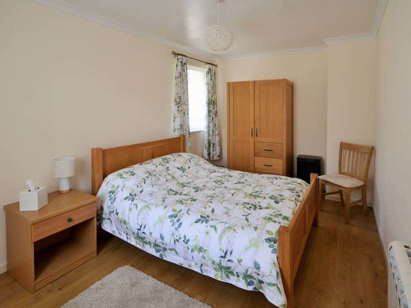 Double bedroom | The Willows, Newport