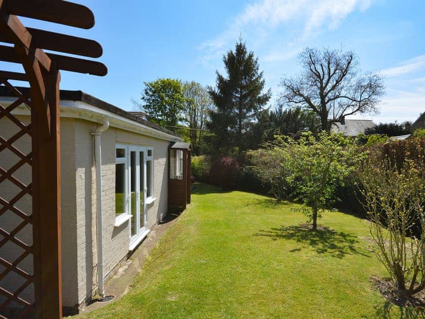 Garden | The Willows, Newport