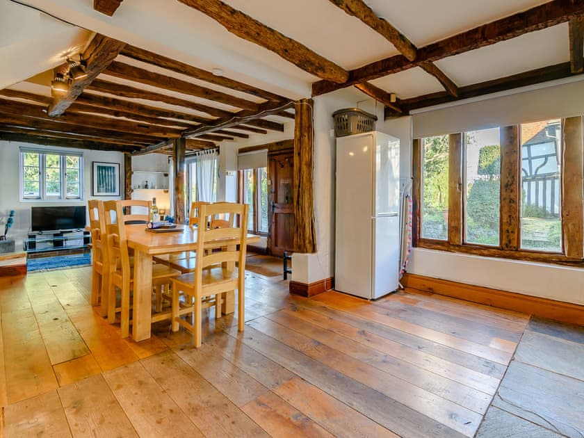 Dining room | The Coach House, Sittingbourne