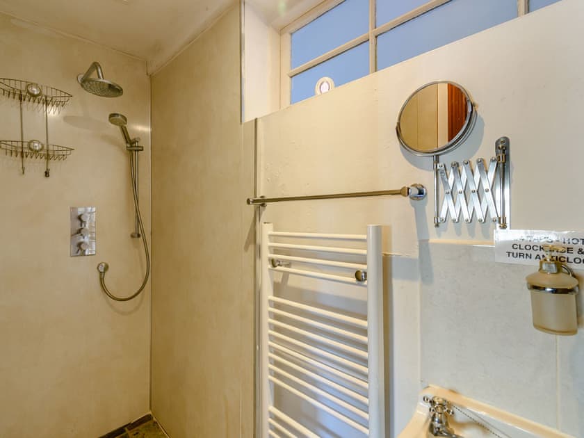 Shower room | The Coach House, Sittingbourne