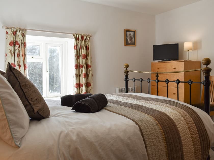 Double bedroom | Finlay’s Cottage, Pickering