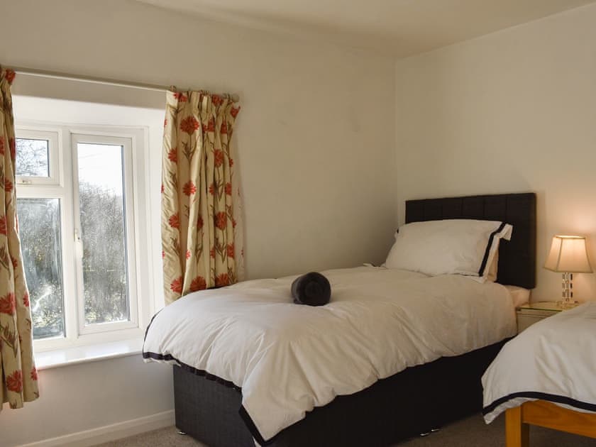 Twin bedroom | Finlay’s Cottage, Pickering