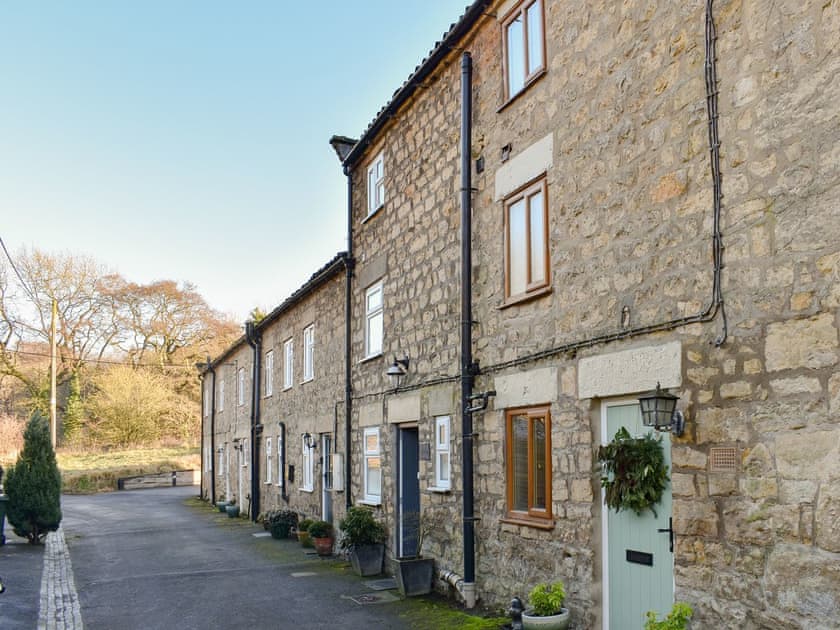 Exterior | Finlay’s Cottage, Pickering