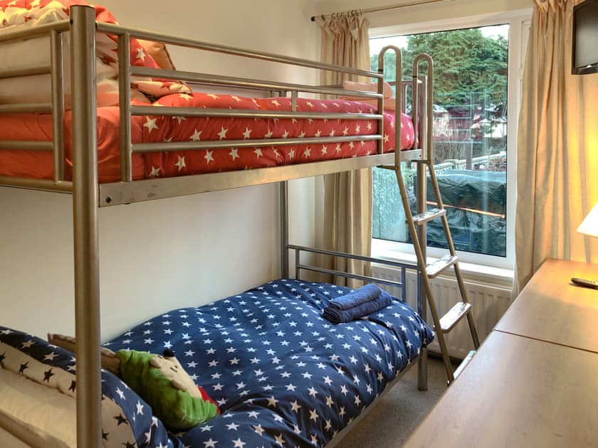 Bunk bedroom | Casa Nostro, Wooler