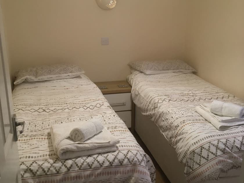 Twin bedroom | Flat 1 Portman House, Shanklin