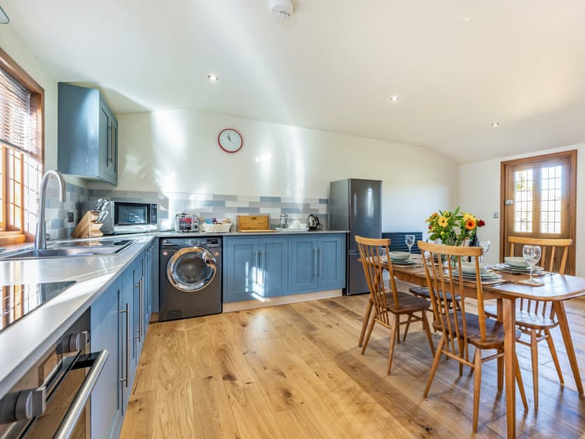 Kitchen | Snowdrop Lodge - Chicken Shed Lodges, Ashford