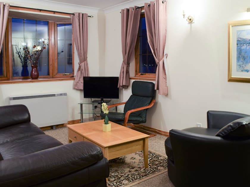 Sitting room | Quarter Deck Gardens, Glencoe
