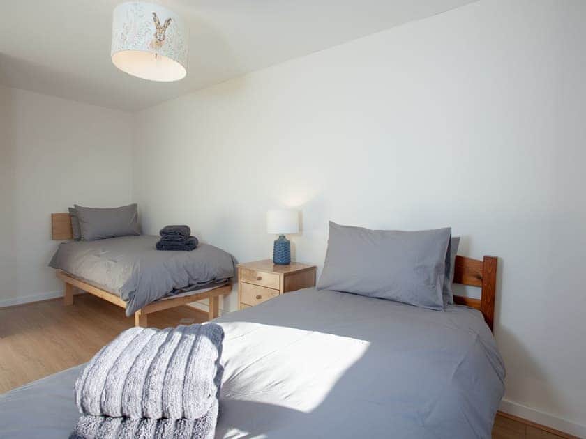 Twin bedroom | Number 11, Mawgan Porth