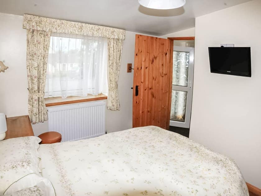 Single bedroom | Mendip Magic - Greyfield Cottages, High Littleton