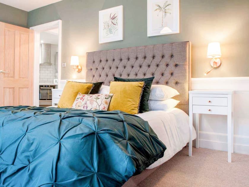 Double bedroom | Broad Street, Bath